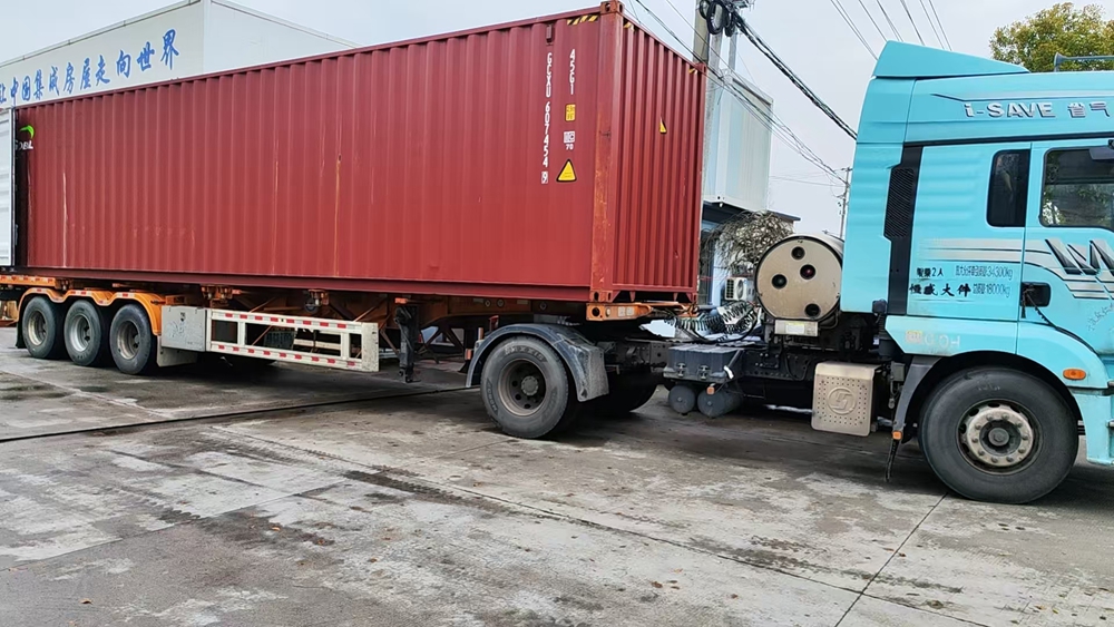 漢良綠建快拼箱18套發往波蘭 CE認證產品揚帆歐洲市場